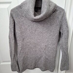 Banana Republic Grey Turtleneck Sweater
